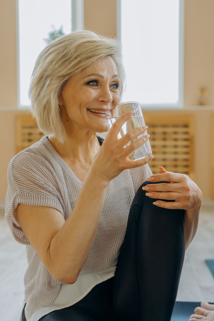 Nurse practitioner during an HRT consultation